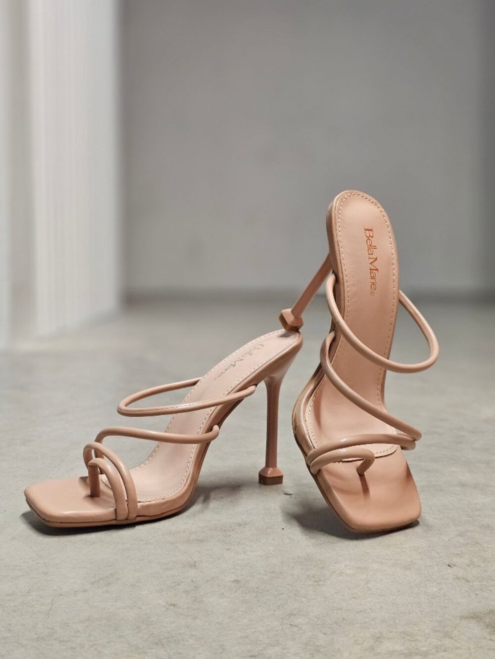 Strappy Nude Stiletto Heel Sandals With Open-Toe Square Design For Women - Picture 7 of 13